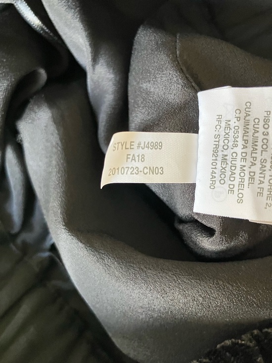 J. Crew Black Velvet Pull On Midi Skirt Size XS Pockets Elastic Waist Office - Picture 11 of 13